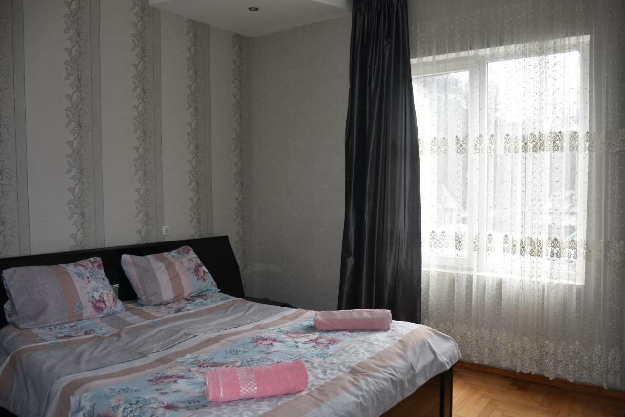 Guesthouse Natalia Borjomi Eksteriør billede